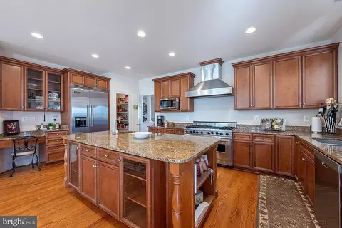 Kitchen - 3344 Dondis Creek Dr, Triangle, VA 22172 photo 2 of 6