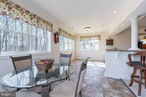 Dining - 3344 Dondis Creek Dr, Triangle, VA 22172 photo 6 of 6
