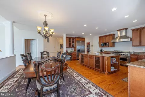 Dining - 3344 Dondis Creek Dr, Triangle, VA 22172 photo 5 of 6