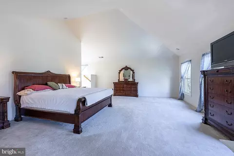 Bedroom - 3344 Dondis Creek Dr, Triangle, VA 22172 photo 1 of 9