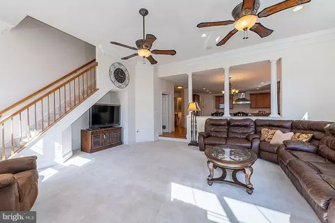 Living - 3344 Dondis Creek Dr, Triangle, VA 22172 photo 9 of 16