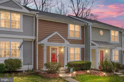 15245 Streamside Ct, Dumfries, VA 22025