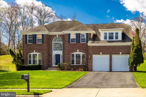 17568 Summer Duck Dr, Dumfries, VA 22026