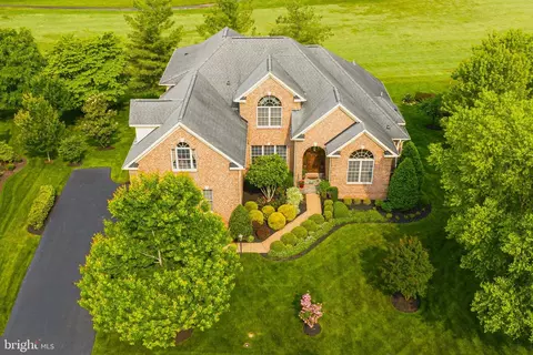 View/Area - 8424 Link Hills Loop, Gainesville, VA 20155 photo 2 of 14