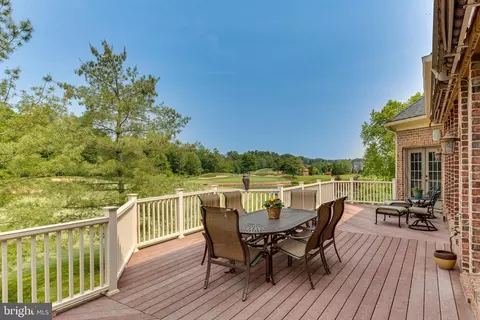 Exterior - 8424 Link Hills Loop, Gainesville, VA 20155 photo 13 of 37