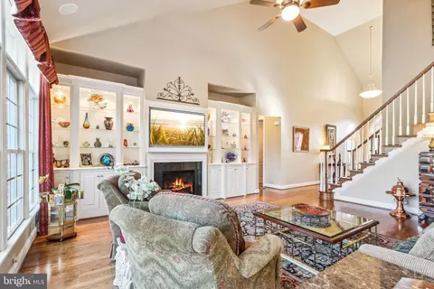 Living - 8424 Link Hills Loop, Gainesville, VA 20155 photo 6 of 22