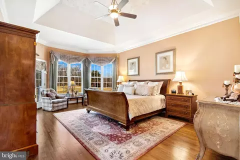 Bedroom - 8424 Link Hills Loop, Gainesville, VA 20155 photo 2 of 10