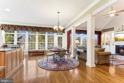 Dining - 8424 Link Hills Loop, Gainesville, VA 20155 photo 5 of 10