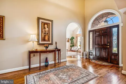 Entry Way - 8424 Link Hills Loop, Gainesville, VA 20155 photo 2 of 6
