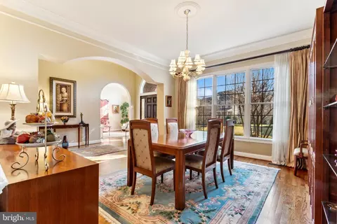 Dining - 8424 Link Hills Loop, Gainesville, VA 20155 photo 2 of 10