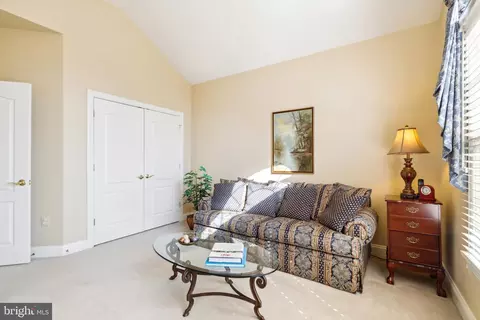 Living - 8424 Link Hills Loop, Gainesville, VA 20155 photo 11 of 22