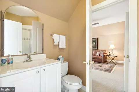 Bath - 8424 Link Hills Loop, Gainesville, VA 20155 photo 6 of 11