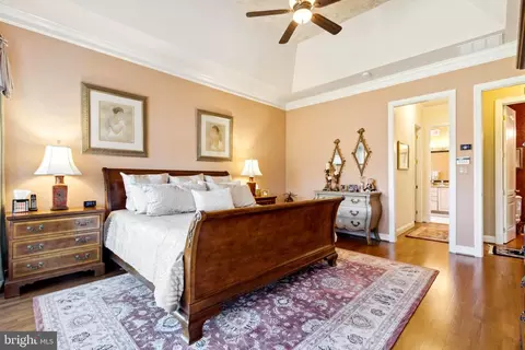 Bedroom - 8424 Link Hills Loop, Gainesville, VA 20155 photo 4 of 10