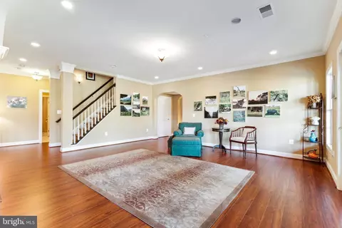 Living - 8424 Link Hills Loop, Gainesville, VA 20155 photo 13 of 22