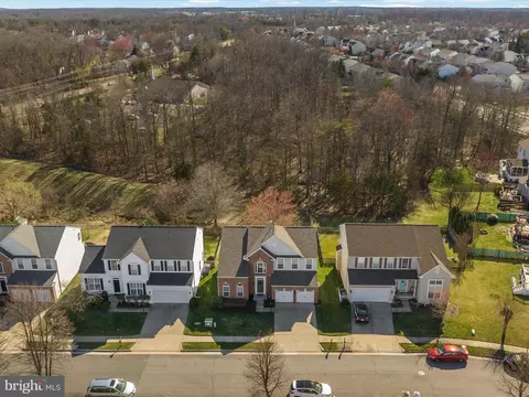 View/Area - 13104 Bigleaf Maple Ct, Gainesville, VA 20155 photo 1 of 4