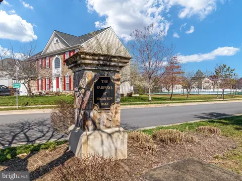 View/Area - 13104 Bigleaf Maple Ct, Gainesville, VA 20155 photo 4 of 4
