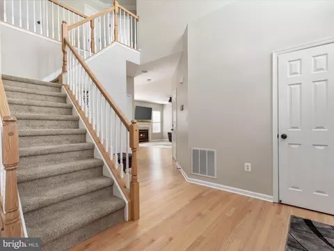 Entry Way - 13104 Bigleaf Maple Ct, Gainesville, VA 20155 photo 1 of 2