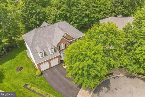 Exterior - 1809 Efty Ct, Woodbridge, VA 22191 photo 4 of 18