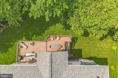 Exterior - 1809 Efty Ct, Woodbridge, VA 22191 photo 3 of 18