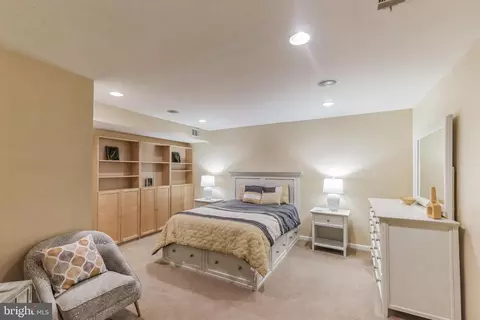 Bedroom - 1809 Efty Ct, Woodbridge, VA 22191 photo 5 of 5