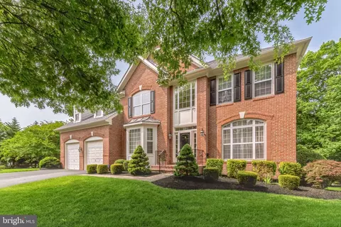 1809 Efty Ct, Woodbridge, VA 22191