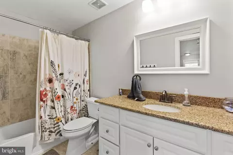 Bath - 18534 Quantico Gateway Dr, Triangle, VA 22172 photo 3 of 4