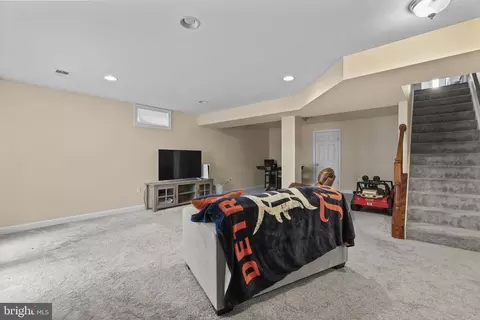 Bedroom - 18534 Quantico Gateway Dr, Triangle, VA 22172 photo 6 of 6