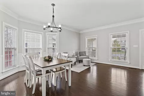 Dining - 18534 Quantico Gateway Dr, Triangle, VA 22172 photo 1 of 3