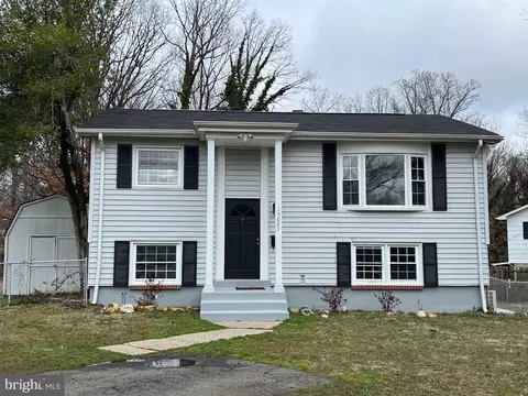 15023 Carlsbad Rd, Woodbridge, VA 22193