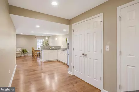 Kitchen - 14041 Clatterbuck Loop, Gainesville, VA 20155 photo 10 of 10