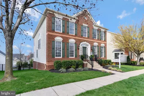 Exterior - 14041 Clatterbuck Loop, Gainesville, VA 20155 photo 3 of 10