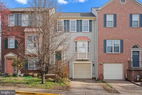 10472 Saint Croix Ln, Manassas, VA 20109
