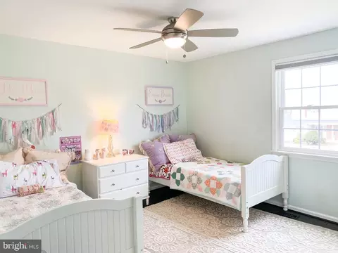 Bedroom - 8769 Tomislav St, Manassas, VA 20110 photo 4 of 5