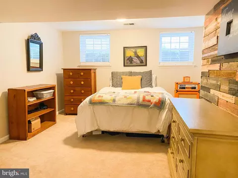 Bedroom - 8769 Tomislav St, Manassas, VA 20110 photo 5 of 5