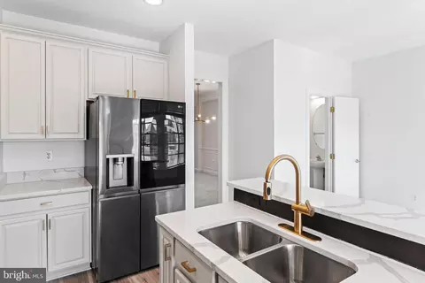 Kitchen - 11768 Robert E Lee Dr, Bristow, VA 20136 photo 2 of 9