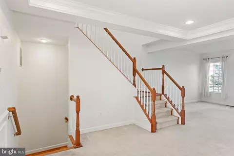 Entry Way - 11768 Robert E Lee Dr, Bristow, VA 20136 photo 6 of 8