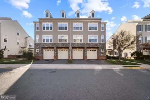 11146 Wortham Crest Cir, Manassas, VA 20109