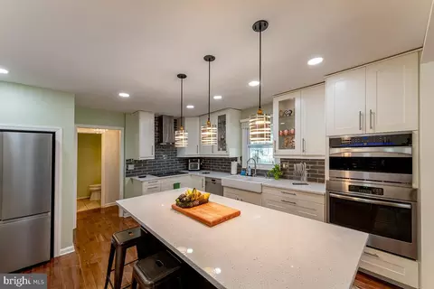 3237 Riverview Dr, Triangle, VA 22172 photo 10