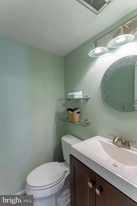 3237 Riverview Dr, Triangle, VA 22172 photo 7