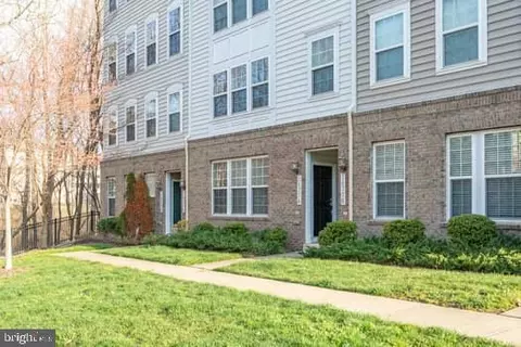 14774 Mason Creek Cir, Woodbridge, VA 22191