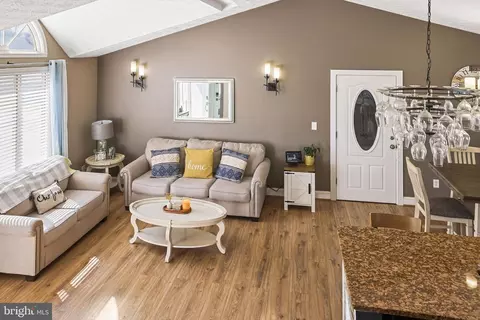 9856 Nimitz Ct, Manassas, VA 20109 photo 9