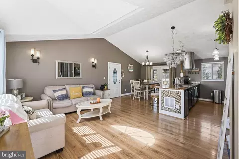 9856 Nimitz Ct, Manassas, VA 20109 photo 8