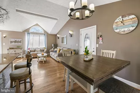 9856 Nimitz Ct, Manassas, VA 20109 photo 22