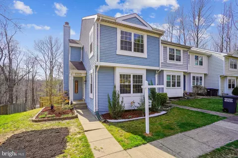 15427 Beachwater Ct, Dumfries, VA 22025