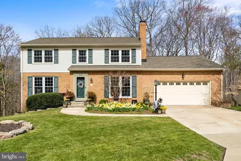 3232 Manitoba Dr, Woodbridge, VA 22192