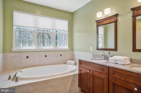 Bath - 13544 Wembley Loop, Bristow, VA 20136 photo 1 of 6