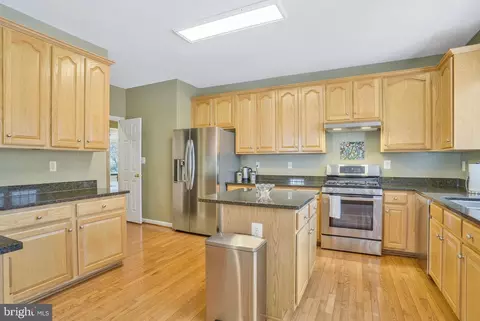 Kitchen - 13544 Wembley Loop, Bristow, VA 20136 photo 2 of 4