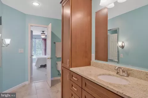 Bath - 13544 Wembley Loop, Bristow, VA 20136 photo 3 of 6