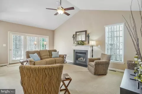 Living - 13544 Wembley Loop, Bristow, VA 20136 photo 2 of 7