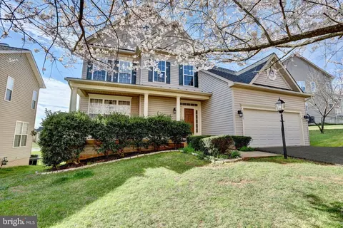 14817 Cartagena Dr, Gainesville, VA 20155